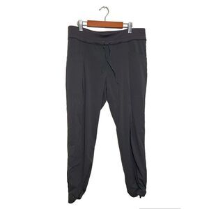 Lucy Brand Womens Joggers Medium Casual‎ Pleated Athleisure Casual Pockets Grey